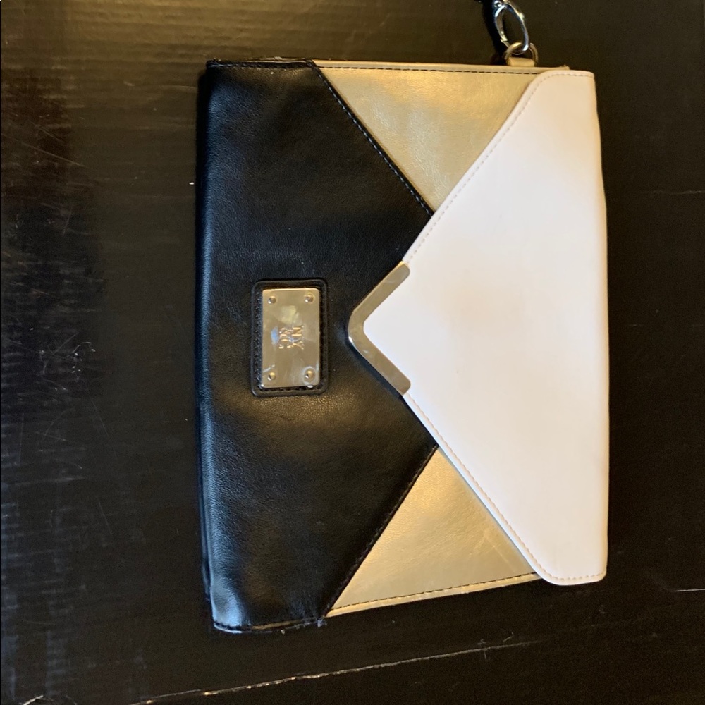 Ny&co black/gold/cream clutch purse